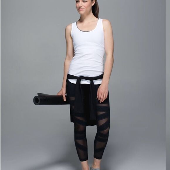 Lululemon High Times Tech Mesh - Picture 4 of 5